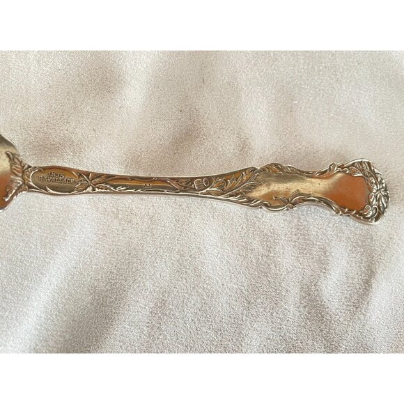 🌸 Antique Wallace Silverplate Cold Meat Serving Fork – 1902 Floral Pattern, 8" - Picture 7 of 9